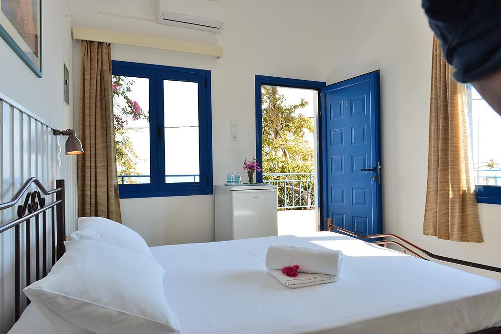 Hotel Hariklia Agia Galini  Exterior photo